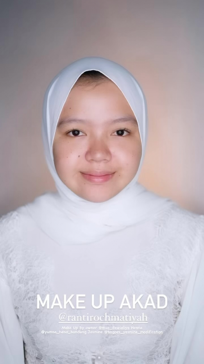 Make Up AKAD For @rantirochmatiyah 

? @mua_dewialiya 