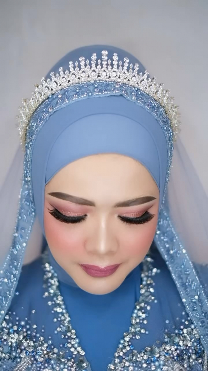 Manten Solehah, Lemah Lembut, Gampang Nangis Saking 